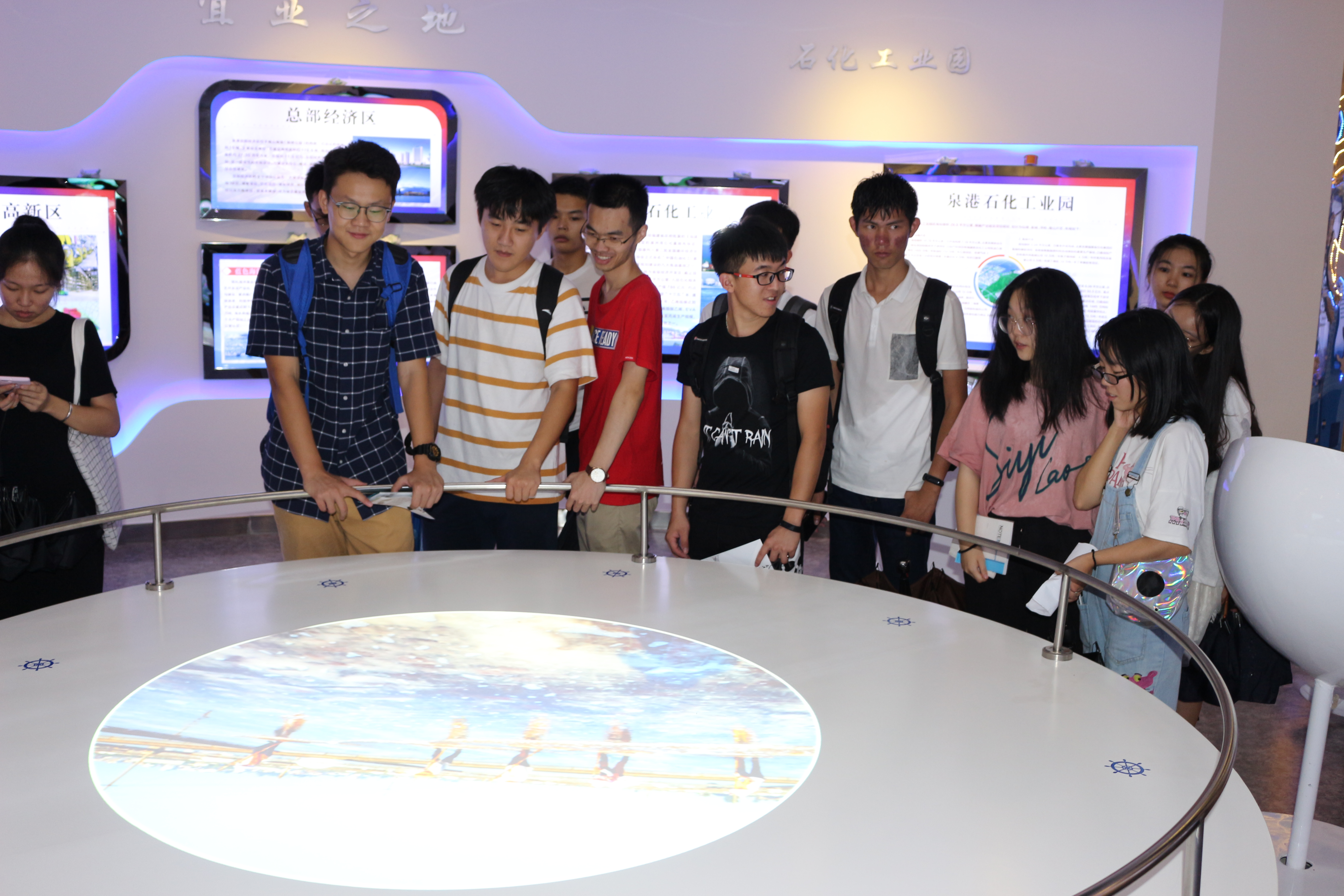 参观泉港城市馆2 参观泉港城市馆2